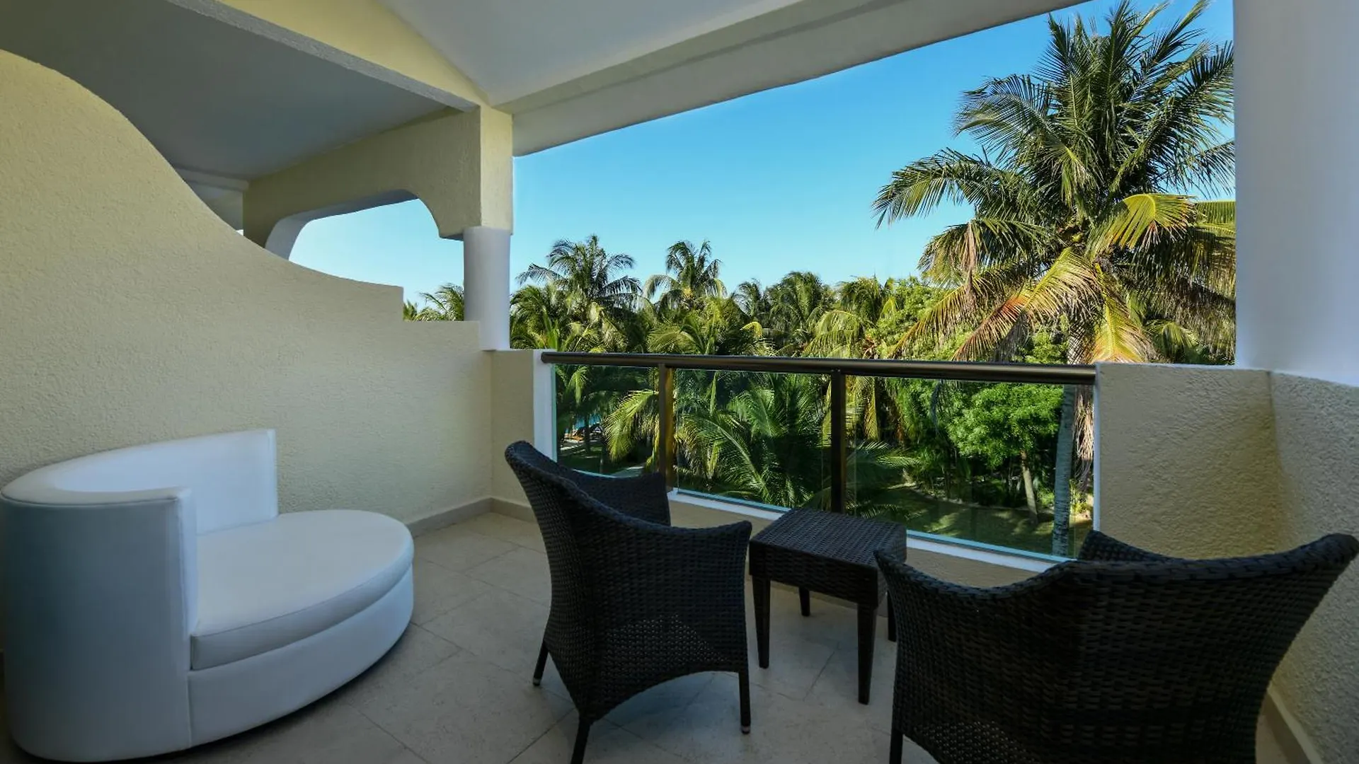 Hotel El Dorado Royale by Karisma Puerto Morelos México